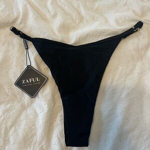 ZAFUL black bikini bottoms. Size medium fits small.